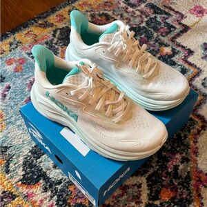 NEW Hoka One One Clifton 10 White Running Shoes 1162050-WTCL Size 6.5